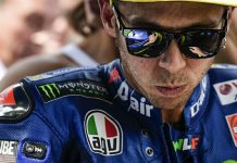Rossi Meradang, Test Rider Yamaha MotoGP 2017 Dianggap Tidak Becus Test Rider Yamaha MotoGP 2017 dianggap Tidak Becus