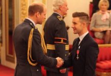Di Istana Buckingham, Jonathan Rea Raih Gelar MBE dari Kerajaan Inggris Jonathan Rea raih gelar MBE