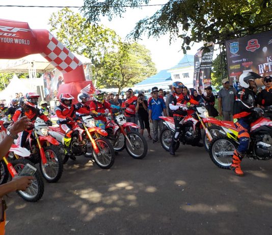 DAM: 3 Honda CRF150L sebagai Hadiah Jambore Adventure Trail 9 di Banjar 3 Honda CRF150L sebagai Hadiah Jambore Adventure Trail