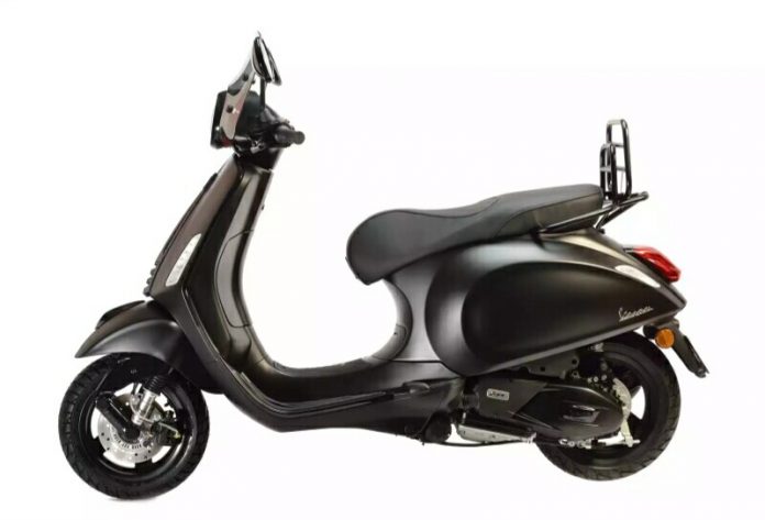 Vespa Primavera 125 Saint Laurent