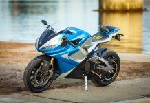 Lightning Targetkan Kecepatan 400km/jam dengan Teknologi Baterai Baru Skuter Listrik