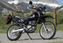 Kenapa Suzuki Tidak Jual Motor Trail DR200 untuk Umum? DR200