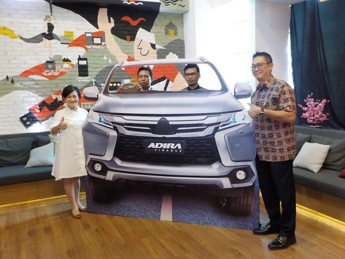 Nasabah Adira Finance Kelapa Gading Memenangkan Mitsubishi