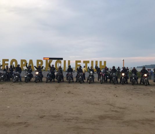 Semua Kenyang! Touring Kolosal Reborn Exploridetion Menjelajah Ciletuh Touring Kolosal Reborn Exploridetion Menjelajah Ciletuh