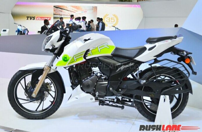 TVS Apache Peminum Alkohol