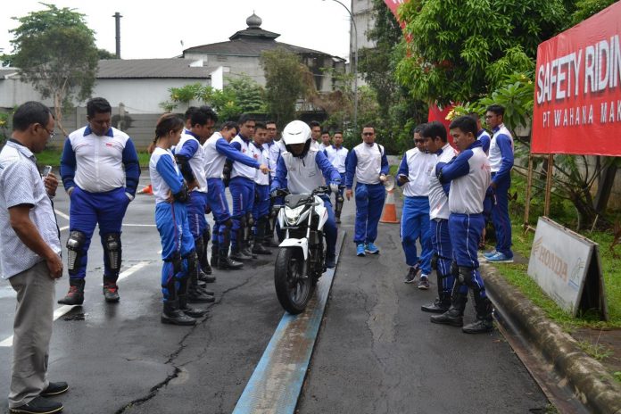 Sertifikasi Safety Riding Khusus Instruktur