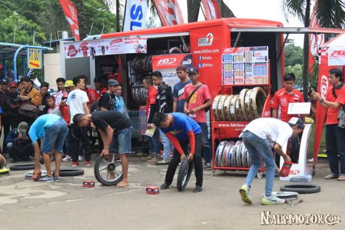 Lomba Bongkar Pasang Ban FDR