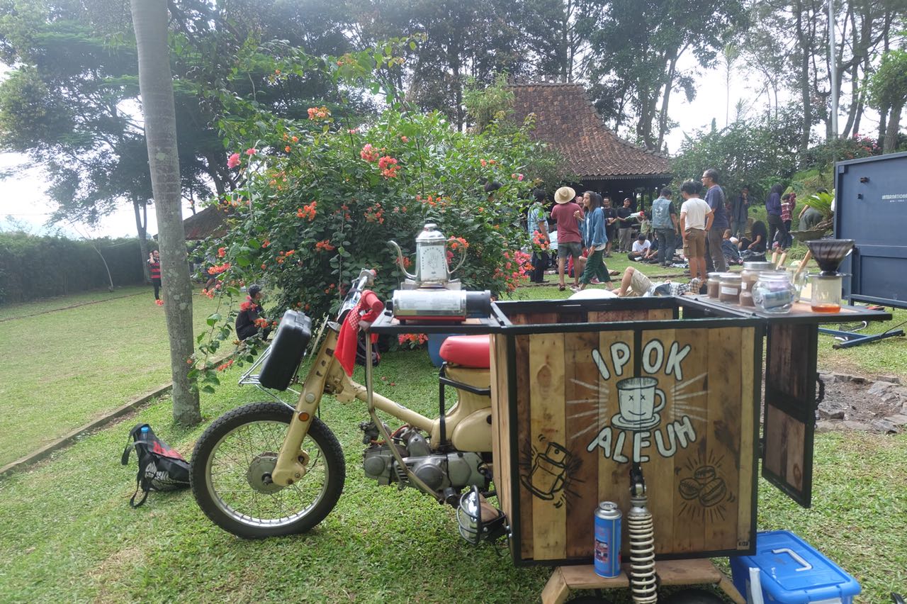 Ipok Aleuh DUdung SP MOdif C70 26 Naik Motor Jurnal Pengendara Motor