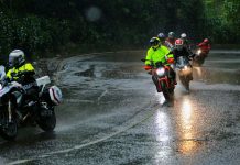 Diadang Hujan, Peserta KTM Orange Tour Jilid II Malah Membludak KTM Orange Tour