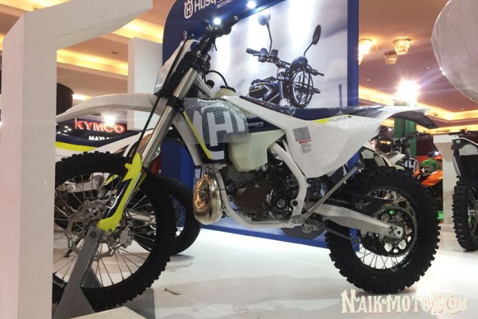 Husqvarna bawa motor 2-tak fuel injection