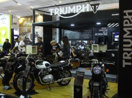 Monggo Diintip, Galeri Foto Triumph Bobber Black dan Street Triple RS Bobber Black