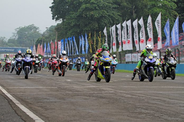 Yamaha Sunday race