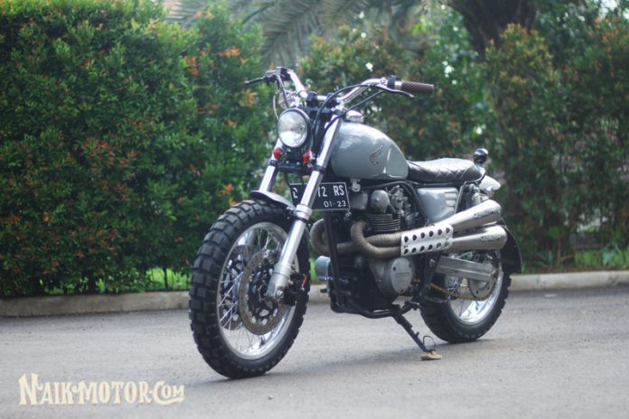 Honda CB450 scrambler