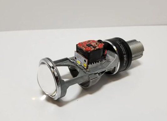 Lampu Projector Allight Ini Bisa Mengatur Ketinggian Cahayanya Sendiri Saat Belok Lampu Projector Allight