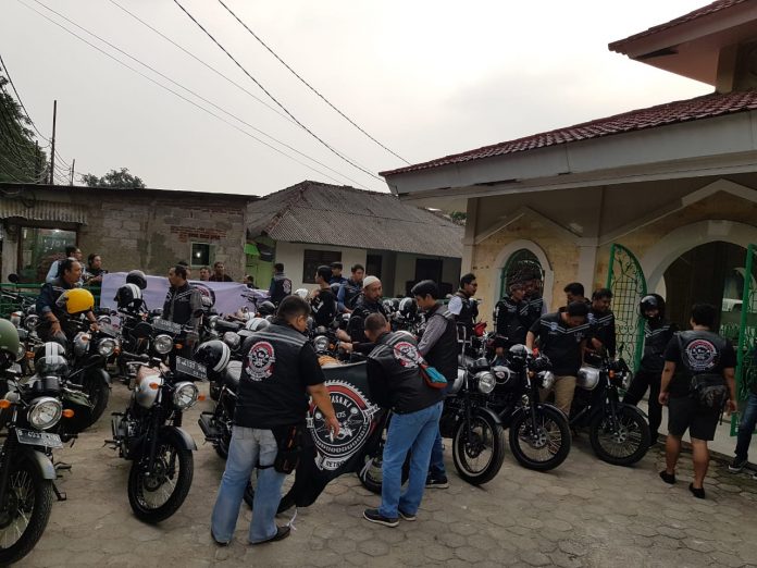 Kawasaki Retro Riders W-175 Jakarta