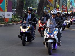 PCX Scooter Ride, Cara Mengendarai Honda PCX dengan Gaya PCX Scooter Ride