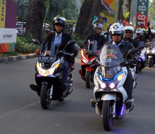 PCX Scooter Ride, Cara Mengendarai Honda PCX dengan Gaya PCX Scooter Ride