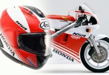 Cuma 250 Helm, Arai Hachihachi Peringati 30 Tahun Honda NSR250R MC18 Arai Hachihachi