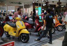 Pameran Piaggio Vespa di PIM 2, Ada Sprint Carbon Sampai Rizoma Buat GTS 300 Piaggio Vespa