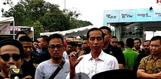 Mampir di Booth Diton Premium Jokowi