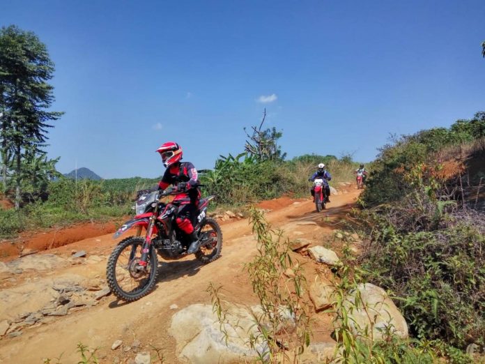 Apa Saja Perbedaan Motocross, Enduro dan Dual Purpose?