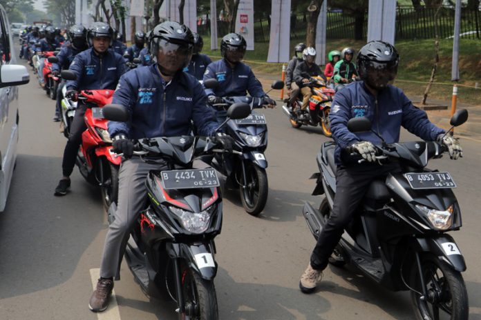 Berjibaku Bersama Suzuki Nex II di Hari Kerja