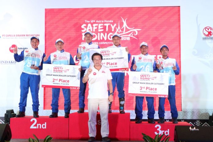 Wahana Juarai Astra Honda Safety Riding Instructor