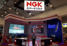 NGK Challenge di GIIAS 2018 Mencari Gamer Tercepat di Simulasi Balap Sentul NGK Challenge di GIIAS 2018