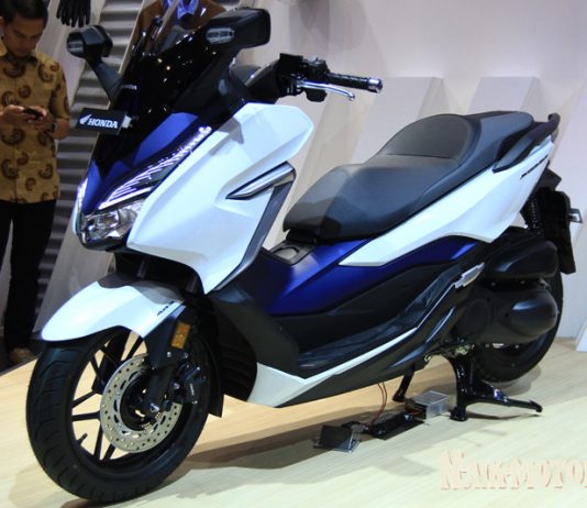 Galeri Foto: Telisik Pesona Honda Forza 250 di GIIAS 2018 Honda Forza 250