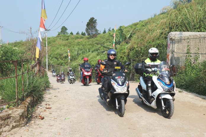 PCX Luxurious Touring