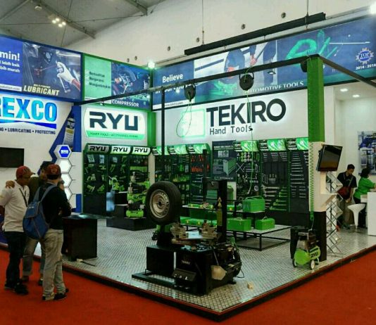 Rexco dan Tekiro Berikan Pemahaman Produk di GIIAS 2018, dengan Harga Khusus dan Hadiah Rexco dan Tekiro Berikan Pemahaman Produk di GIIAS 2018