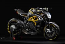 Kolaborasi Power is Nothing Without Control MV Agusta 800 Brutale RR Pirelli MV Agusta 800 Brutale RR Pirelli