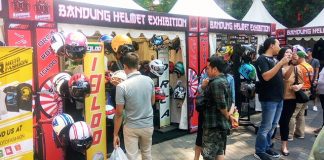 Pengunjung Bandung Helmet Exhibition 2018