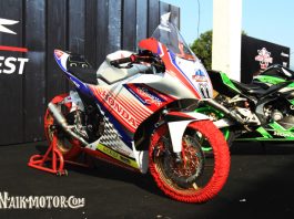 Gila Bola! Modifikasi Honda CBR150R Berbendera Kroasia Modifikasi Honda CBR150R