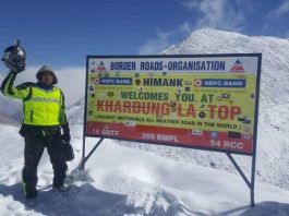 Naik Viar Vortex 250, Gunadi Sukses Solo Riding Jakarta-Himalaya Naik Viar Vortex 250