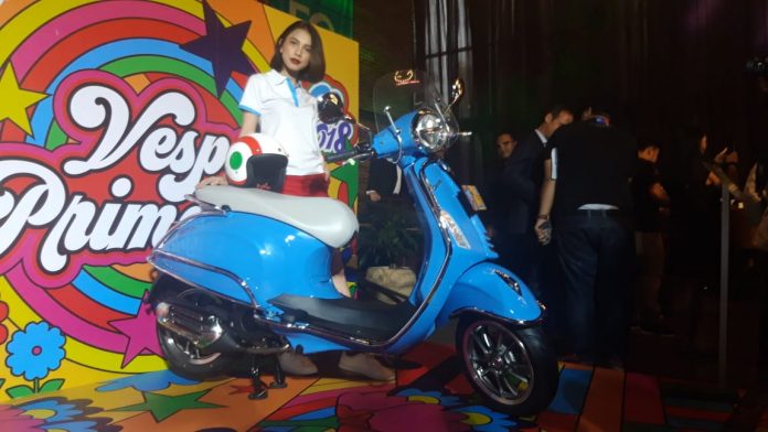 Vespa Primavera 50th Anniversary