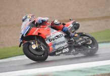 MotoGP Valencia: Cuaca Buruk Bikin 9 Rider Jatuh, Dovi Juara MotoGP Valencia