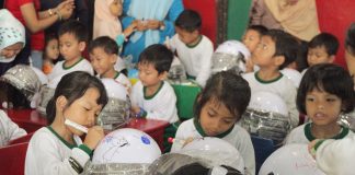 Lomba Mewarnai Helm Anak