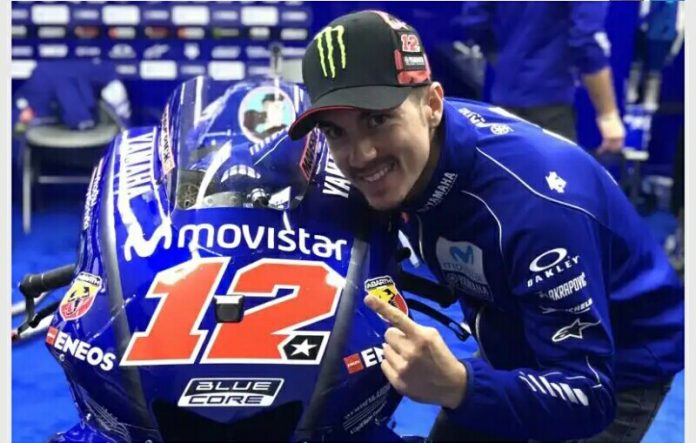 Maverick Vinales Menggunakan No 12