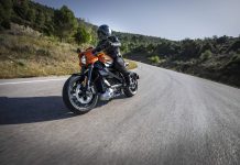 Pakai Ini, Ternyata Harley-Davidson LiveWire Lebih Jauh Jelajahnya Harley-Davidson LiveWire Lebih Jauh Jelajahnya