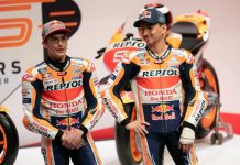 Tim Repsol Honda MotoGP 2019 Diluncurkan, Lorenzo Masih Diperban Tim Repsol Honda MotoGP 2019 Diluncurkan