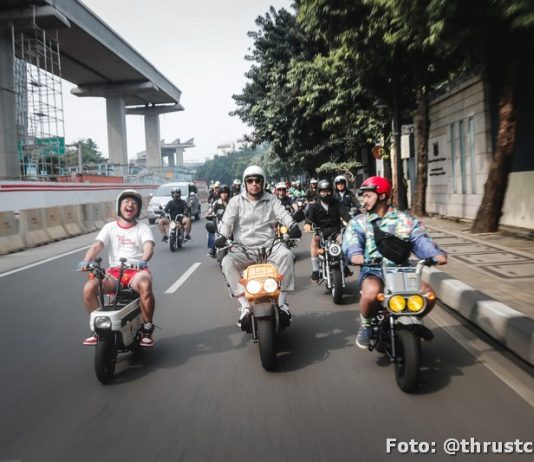 Zoomer Monkey Unite, Ketika Para Mini Beraksi dengan Kostum Lari Pagi Zoomer Monkey Unite