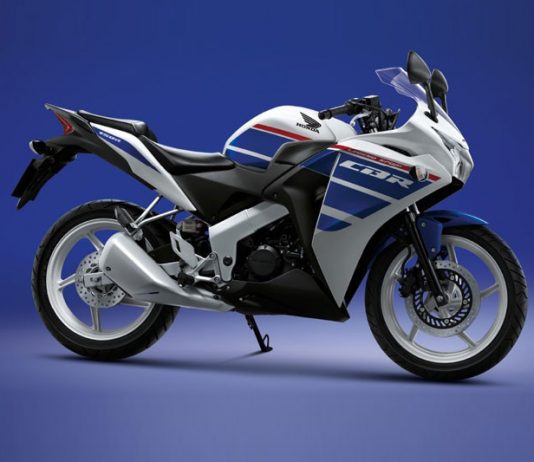 Menolak Mati, Nih Honda CBR150R Legend Sport Honda CBR150R legend