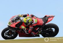 Alvaro Bautista Menggila di Race 1 Seri Pembuka WSBK 2019! Alvaro Bautista