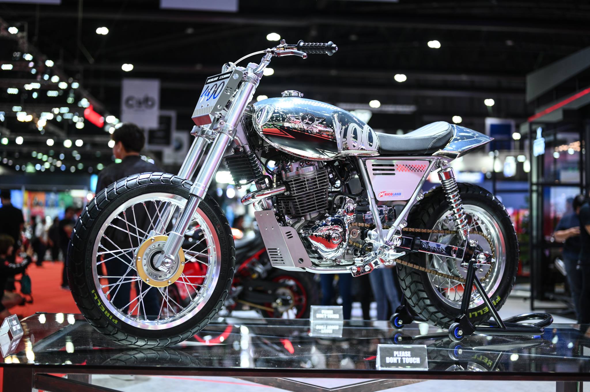 Konsep Flat Tracker GPX Legend 400 FTR di Bangkok Motor Show 2019