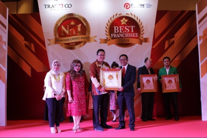 Meraih Penghargaan No 1 Franchise Choice Award