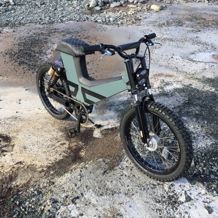 Moped Listrik Suru Scrambler