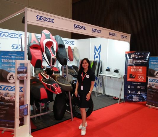 TRAX Pelapis Kulit Jok Khusus Motor Hadir di Telkomsel IIMS 2019 Pelapis kulit jok