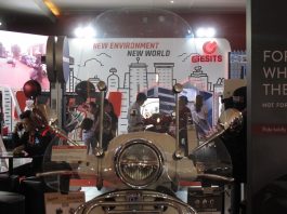 Telkomsel IIMS 2019: Nih Promo Aksesori Vespa untuk Skuteris aksesori vespa