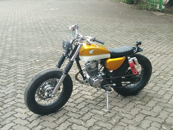 Memodifikasi Honda CB100 1976